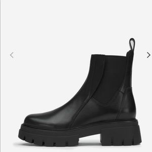 New Ash Boots Links style with tag